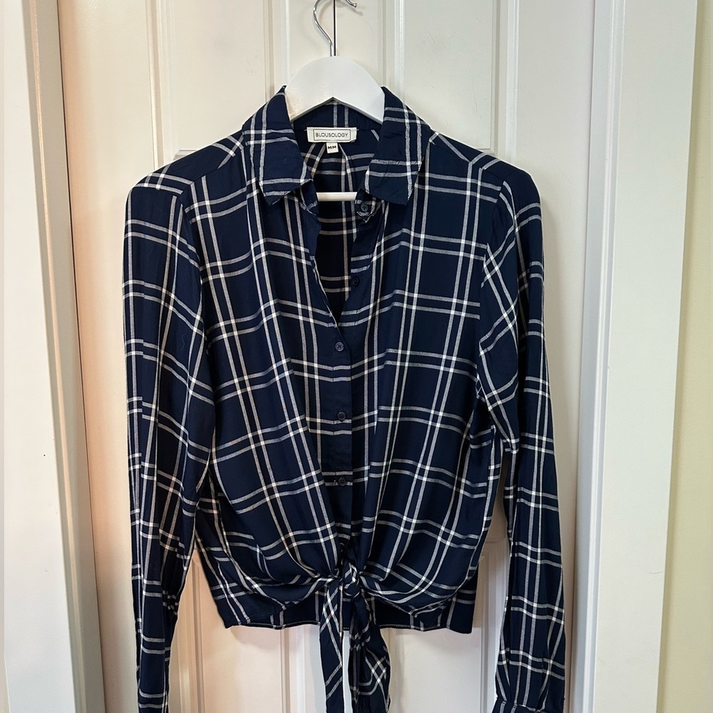 Blousology Navy Blue Plaid Women's Top | Size M